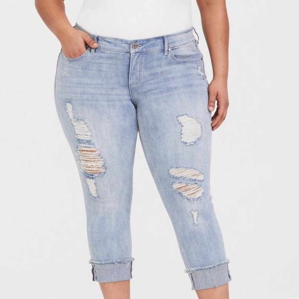 Torrid Crop Boyfriend Jean - Vintage Stretch Light Wash sz 16
